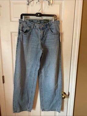 Wide Fable 100% Cotton Mid Rise Curve Barrel Medium Wash Denim Jeans Size 8 NWT